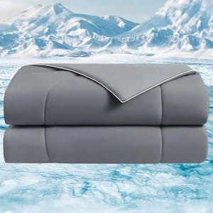 Down-Alternative Comforter