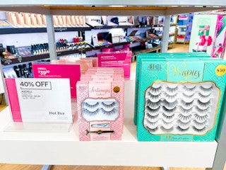 ulta-ardell-holiday-lash-kit-120321a