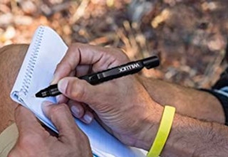 rack to door flashlight pen