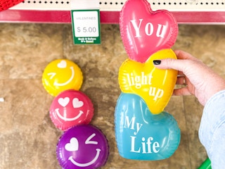dollar tree valentine-s balloons 2