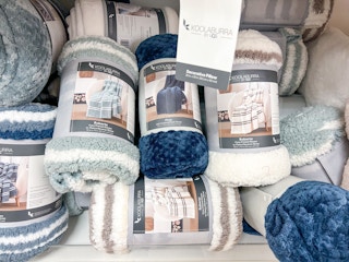 kohls koolaburra by ugg throws 2022 2 1668537365 1668537366