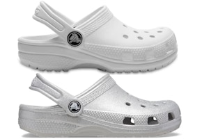 2 Crocs Kids' Clogs