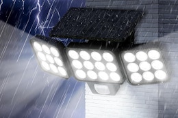 Solar Outdoor Flood Light 2-Pack