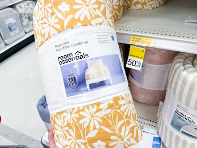 Room Essentials Comforter