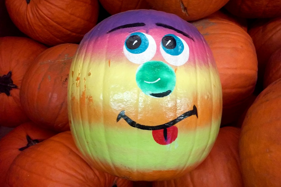 no-carve pumpkin with ombre and face