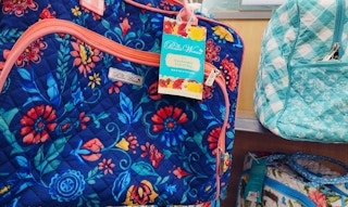 walmart pioneer woman weekender bag 012722 a 1643289815 1643289815