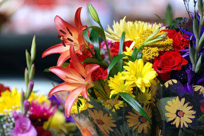 11 Secrets That Will Make Your Flowers Last Longer