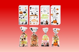 Halloween cellophane treat bags. B0CC55JJ4N