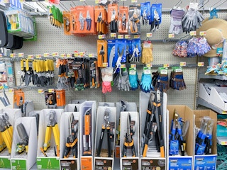 walmart garden tools area b 1684505956 1684505956