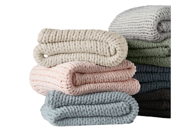 Linens & Hutch Throw Blanket