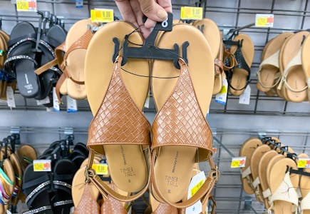 Time and Tru Women's Thong Sandals