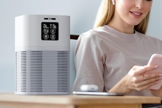 VEWIOR Air Purifiers next to woman on phone