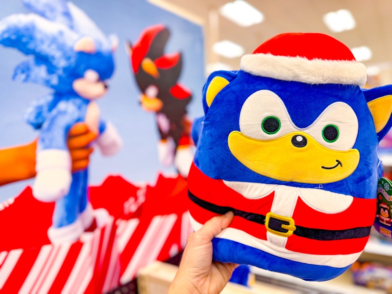 squishmallows-sonic-santa-plush-target2