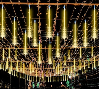 metor strings lights