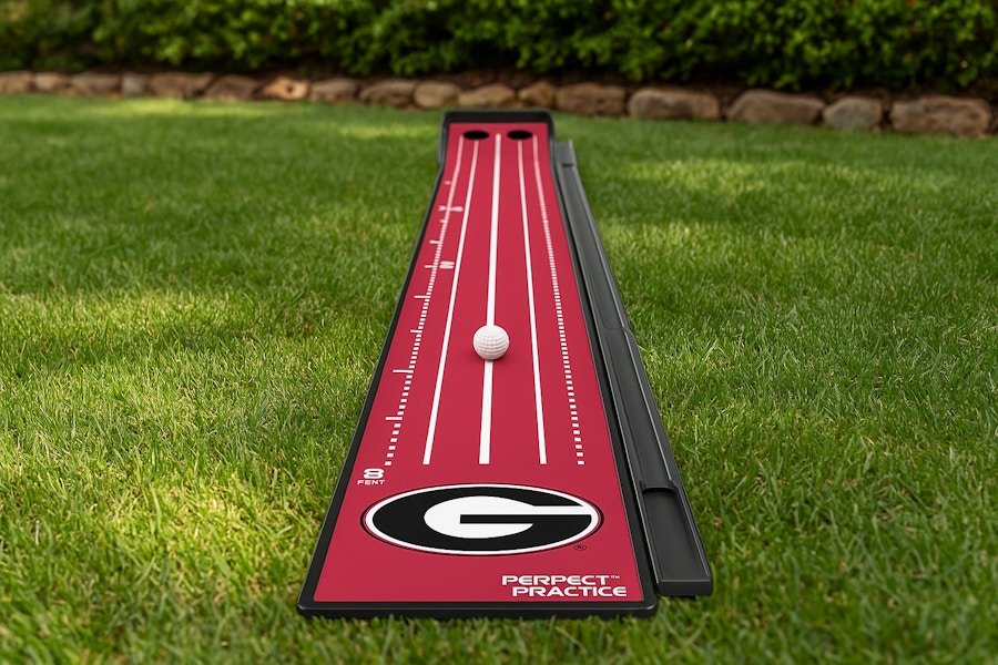 Putting Mat