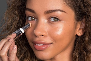 amazon neutrogena hydro boost hydrating concealer stick 2023 2 1682426217 1682426217