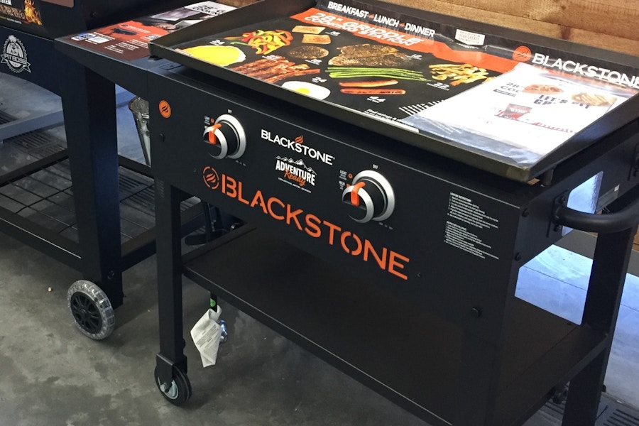 blackstone griddle gas grill