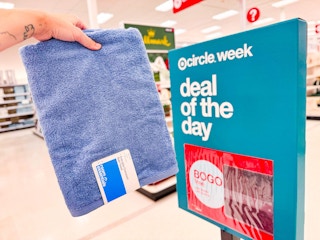 Target-Room-Essentials-towel-bogo-free-1