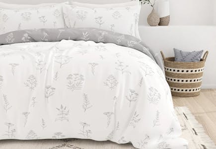 Linens & Hutch Duvet Cover Set