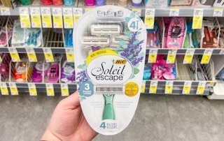 hand holding bic soleil escape razors