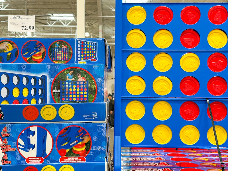 costco-hasbro-connect-4-giant-edition