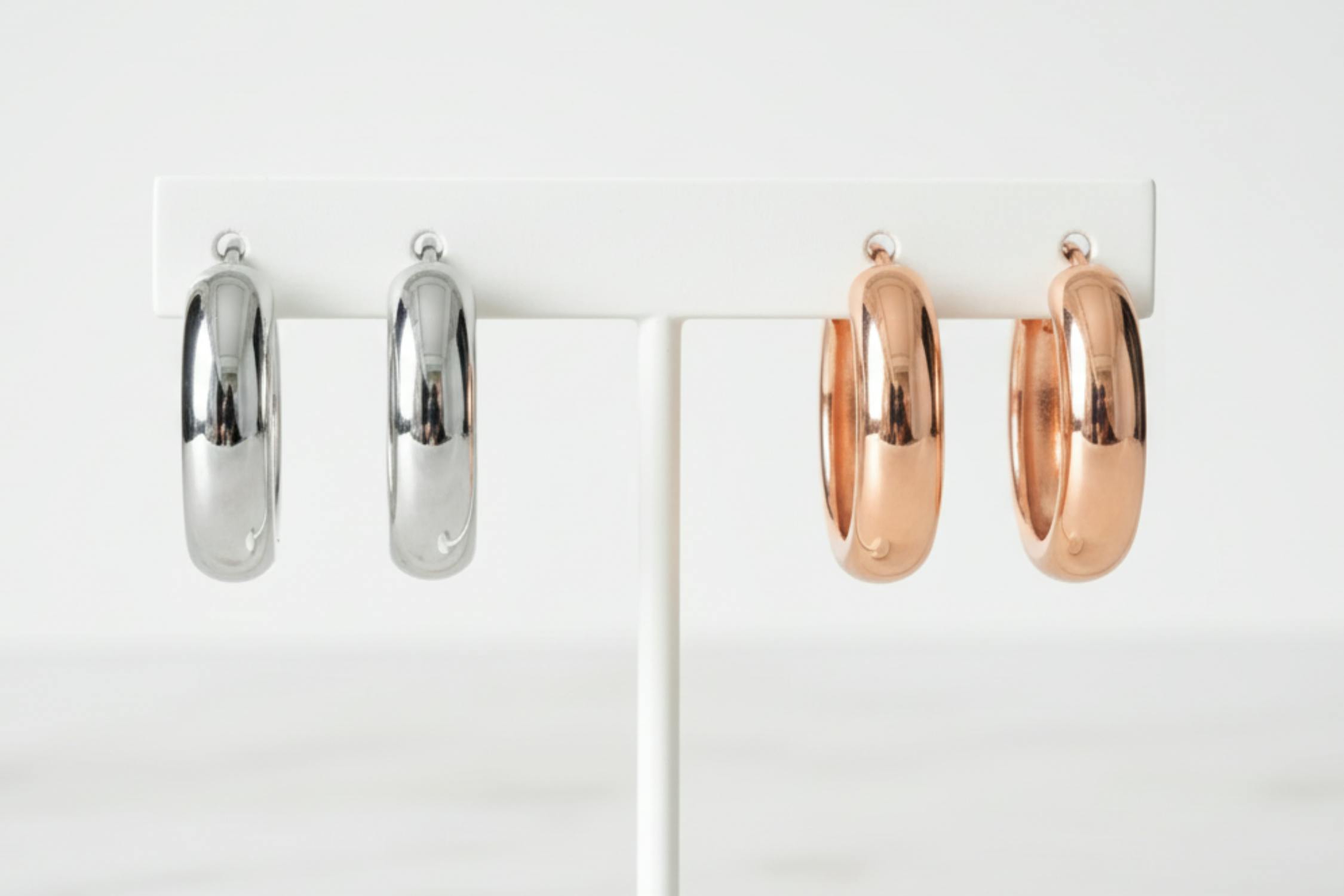 jaclyn smith hoop earrings