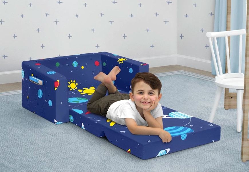 walmart-delta-children-cozee-chair-3