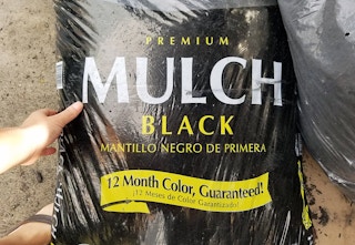 Lowe's Premium Mulch in the color black