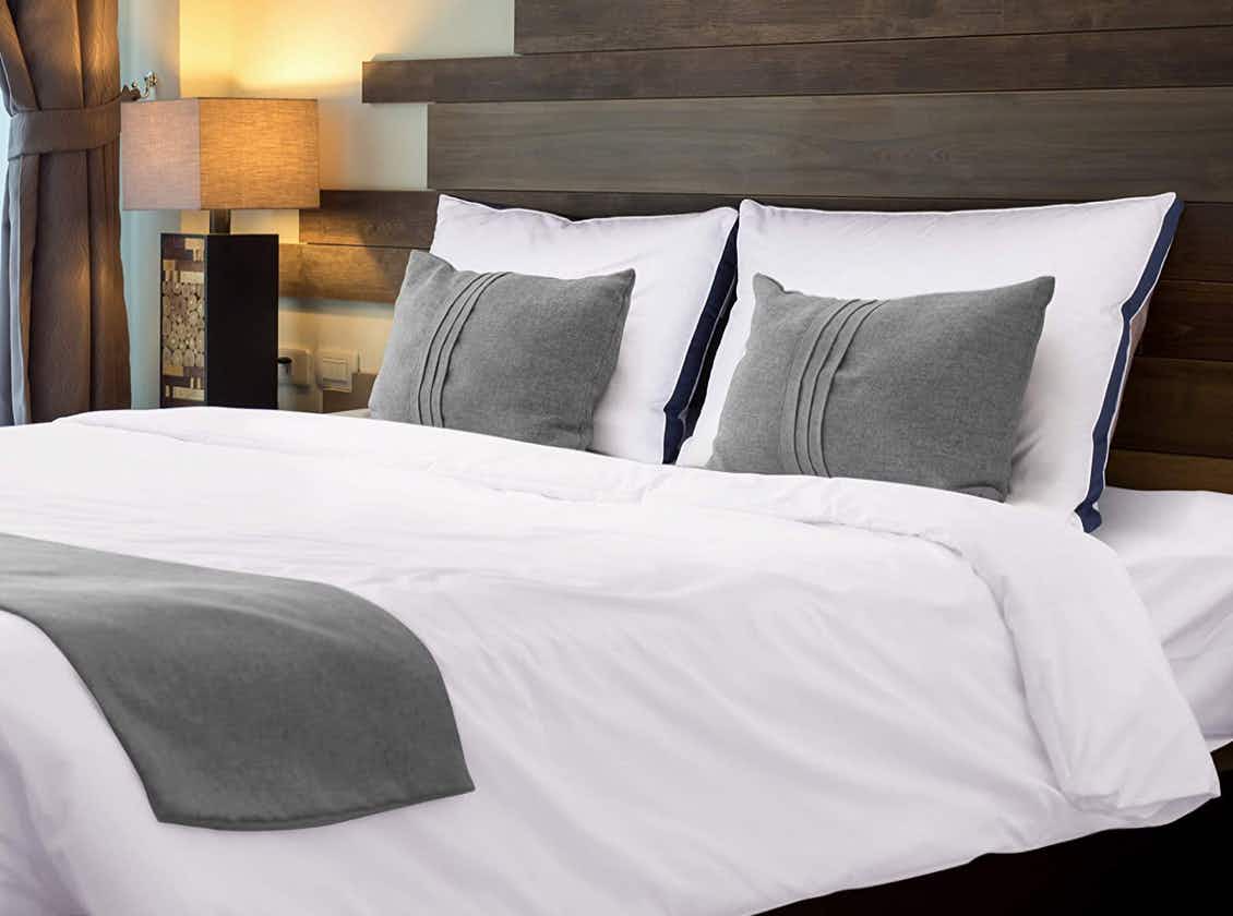 Amazon-Utopia-Queen-Bed-Pillows -2023-2