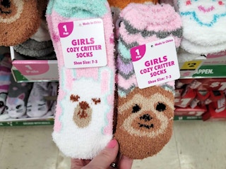 dollar general cozy socks 2022 sv 1670261080 1670261080