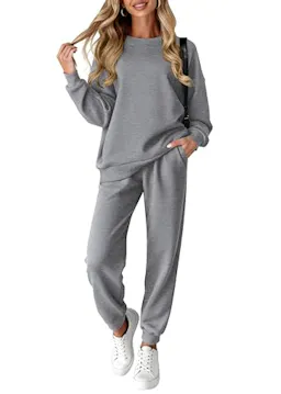 KIRUNDO Women's Sweatsuit Set