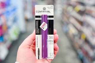 hand holding covergirl mascara