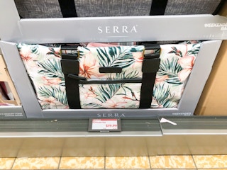 aldi serra weekender bag mar 2023 1679593505 1679593506
