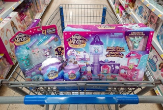 Magic Mixies Mixlings toys in Walmart shopping cart