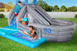 amazon nerf super soaker mega bounce house 2022 3 1672166673 1672166673