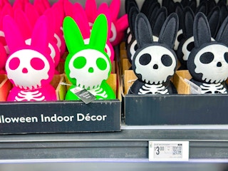 walmart-halloween-dollar-spot-kcl-19