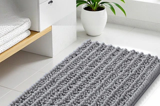 Non Slip Bath Mat (1)