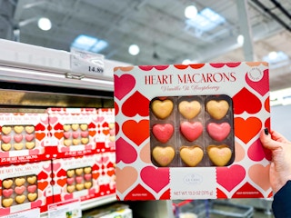 costco-heart-macarons-2