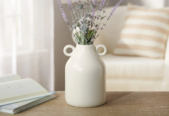 Shopper Favorite: $3.44 Ceramic Vase at Walmart (Was $8.88)