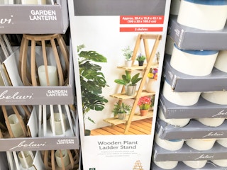 aldi wooden plant ladder mar 2023 1678382115 1678382115
