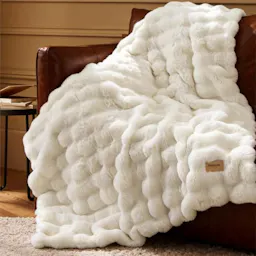 Bedsure Faux Fur Throw Blanket