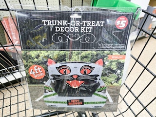 trunk or treat decor kit