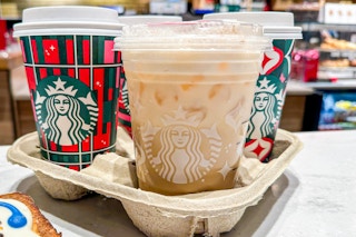 starbucks drinks in a carrier 