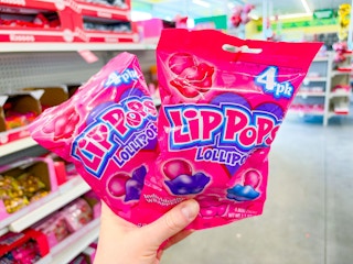 dollar tree lip pops lollipops 2