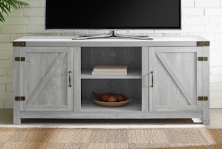 stock photo of woven path farmhouse stand staged in living room