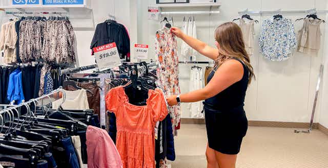Macy's Fourth of July Sale: What to Expect in 2024 card image