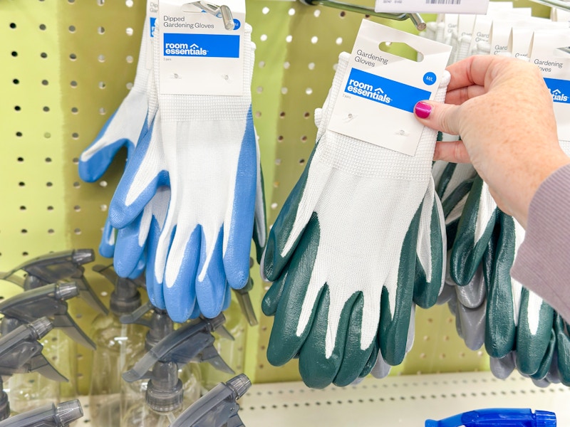 room essentials garden glovees target 4