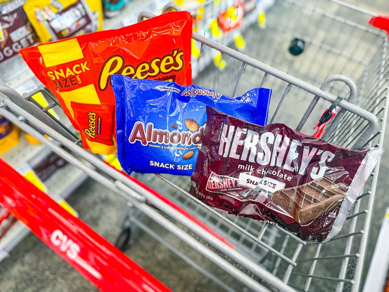 cvs-hersheys-candy-reeses-almond-joy-2