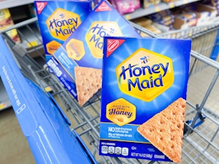 graham crackers in a walmart shopping cart