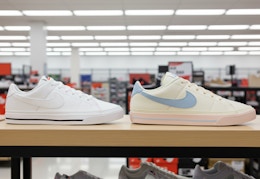 Nike Women's Court Legacy Shoes